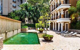 Luxury 3Br Appt, Center, 2 Min To Beach, Hi-Speed Wifi